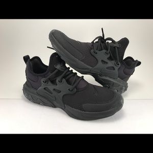 New Nike React Presto ‘Triple Black’ Sz 7Y/8.5W